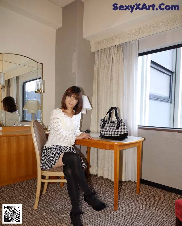 Saori Nishihara - Cerampi Teacher